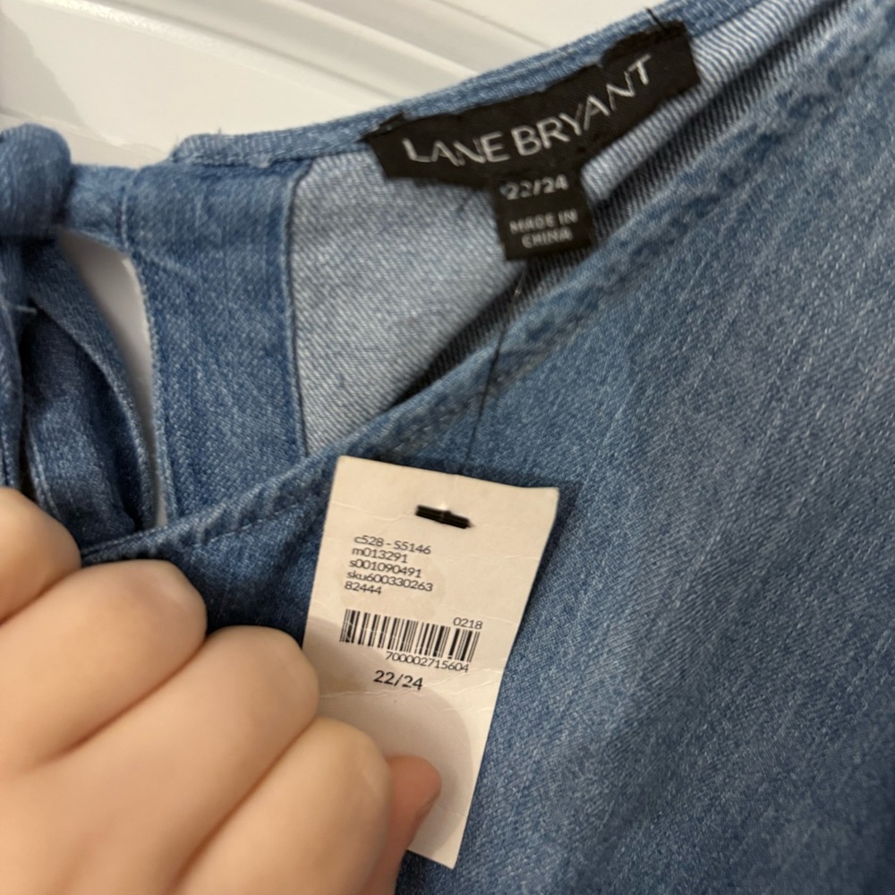 Lane Bryant short sleeve double bow blue denim chambray style top NWT - Picture 4 of 7